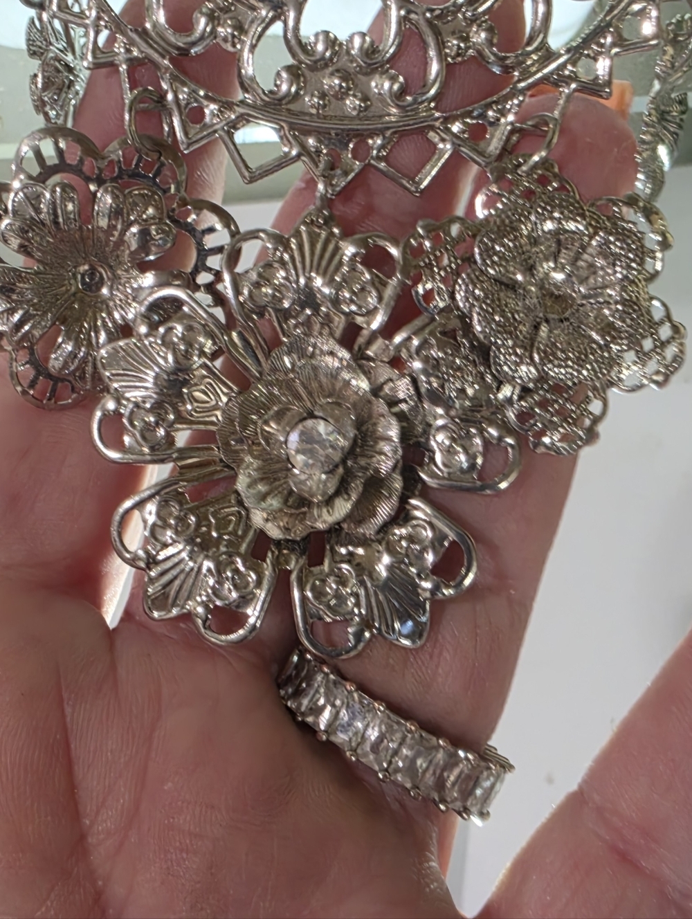TRUE VINTAGE Silver VICTORIAN Floral Filigree Statement Necklace W AB crystals - Picture 6 of 10